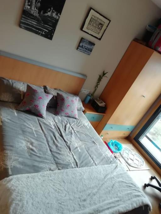 Habitacion En Piso Compartido Cerca De Playa De Samil วิโก ภายนอก รูปภาพ