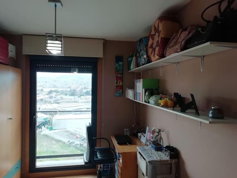 Habitacion En Piso Compartido Cerca De Playa De Samil วิโก ภายนอก รูปภาพ
